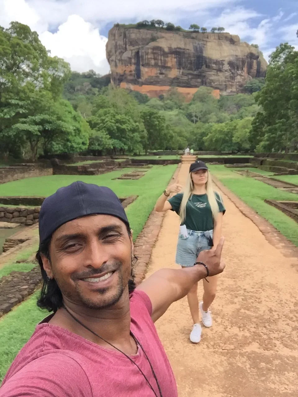 guests in sigiriya